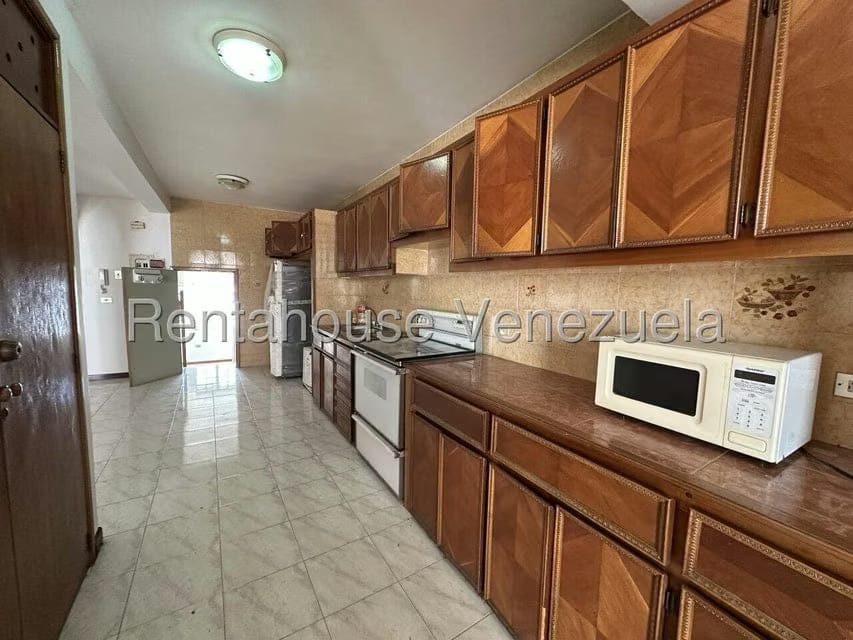 Casa (Multipes Niveles) en Venta en El Cafetal, Distrito Metropolitano - 9