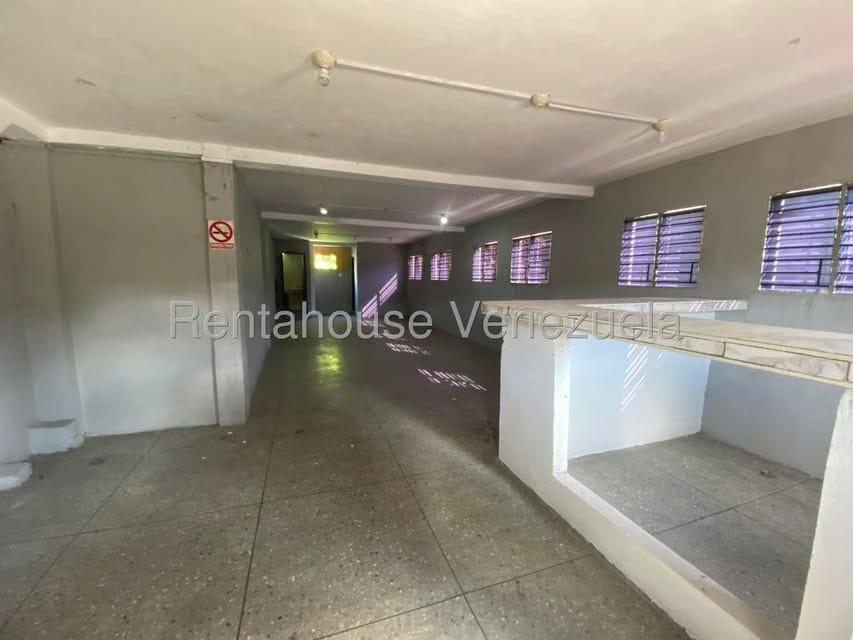 Comercial (Edificio) en Venta en Centro, Portuguesa - 5