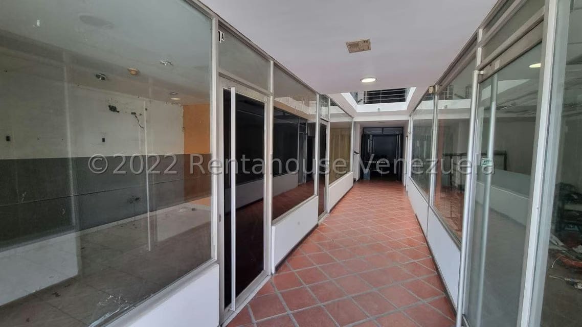 Comercial (Edificio) en Alquiler en Centro, Lara - 2