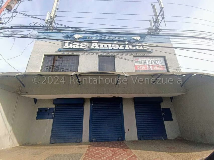 Comercial (Edificio) en Alquiler en Centro, Lara - 39