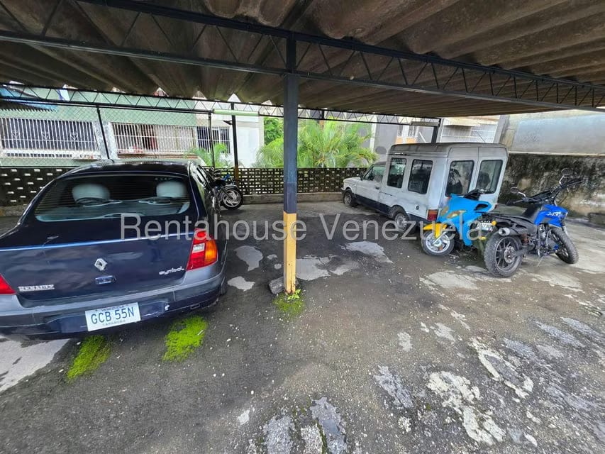 Apartamento (1 Nivel) en Alquiler en El Marques, Distrito Metropolitano - 17