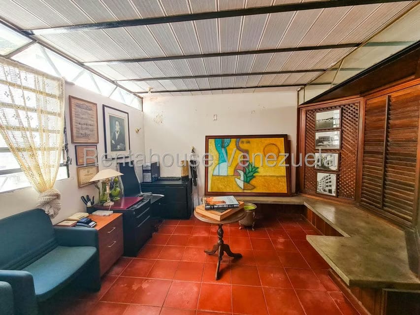 Casa (Multipes Niveles) en Venta en Prados del Este, Distrito Metropolitano - 18