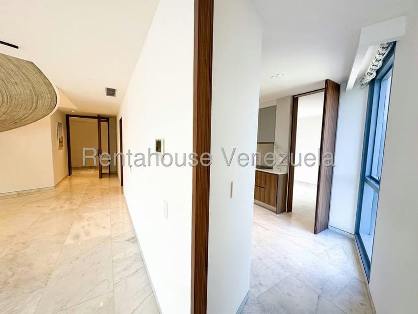 Apartamento (Duplex) en Venta en Las Mercedes, Distrito Metropolitano - 32