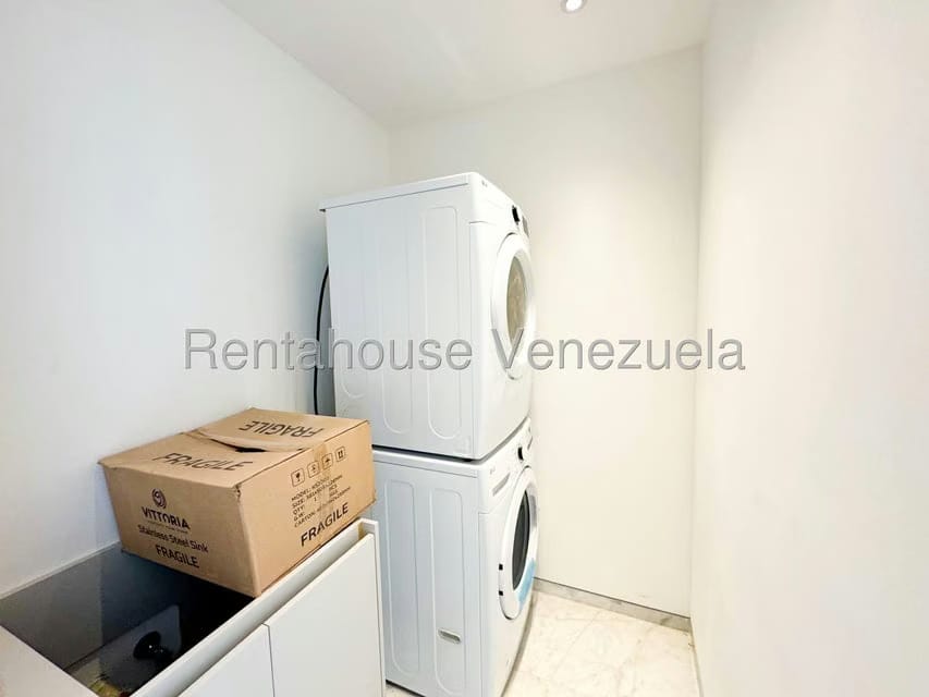 Apartamento (Duplex) en Venta en Las Mercedes, Distrito Metropolitano - 39