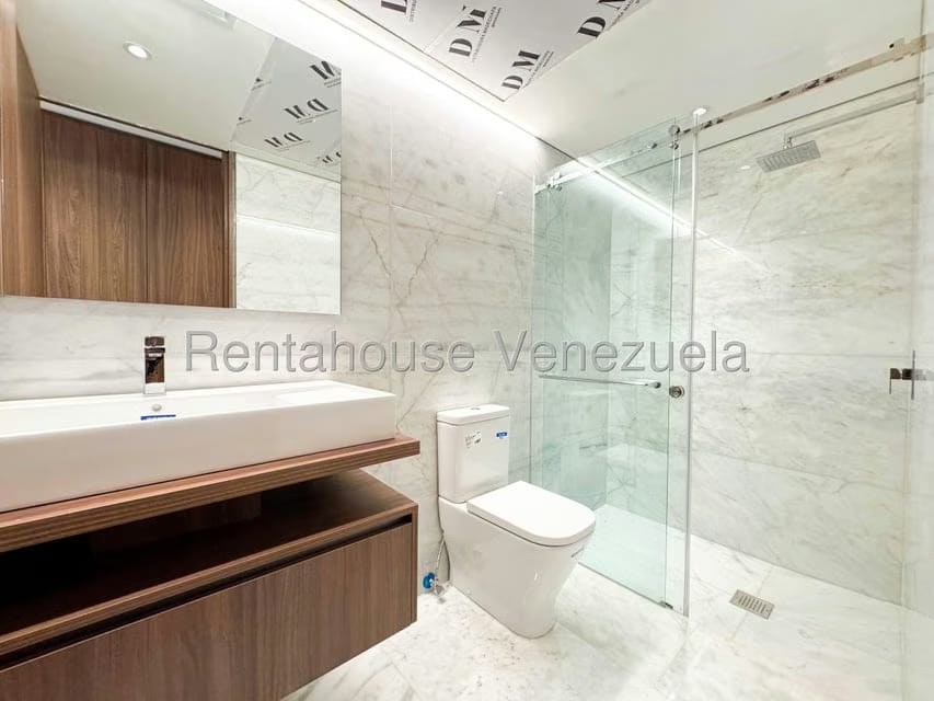 Apartamento (Duplex) en Venta en Las Mercedes, Distrito Metropolitano - 56