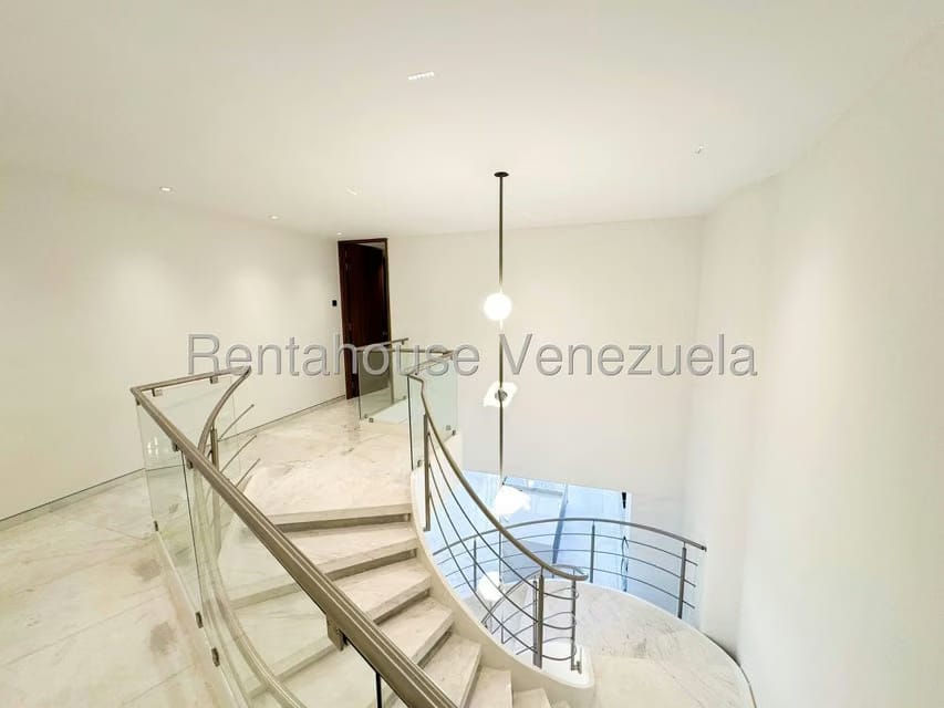 Apartamento (Duplex) en Venta en Las Mercedes, Distrito Metropolitano - 57