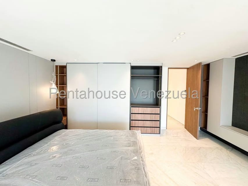 Apartamento (Duplex) en Venta en Las Mercedes, Distrito Metropolitano - 66
