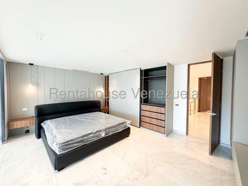 Apartamento (Duplex) en Venta en Las Mercedes, Distrito Metropolitano - 67
