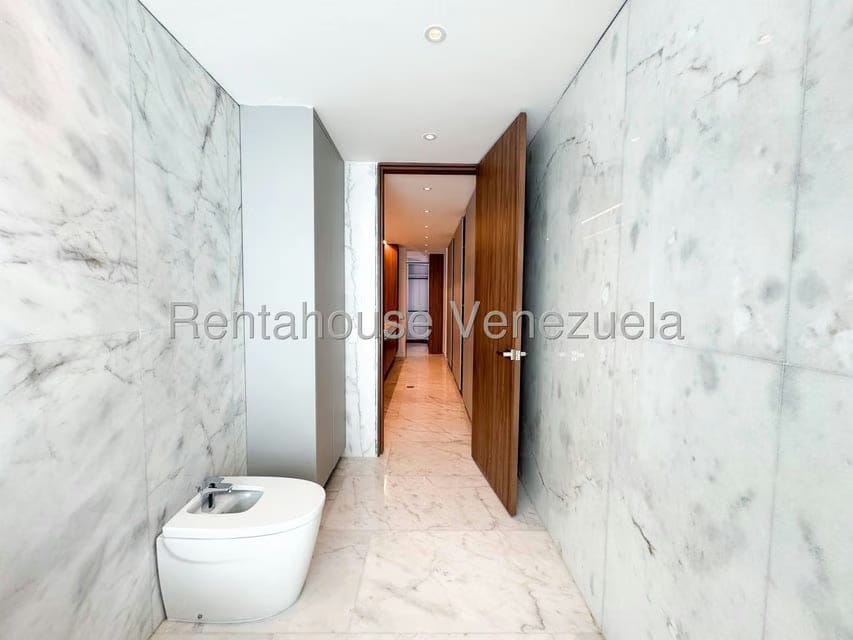 Apartamento (Duplex) en Venta en Las Mercedes, Distrito Metropolitano - 69