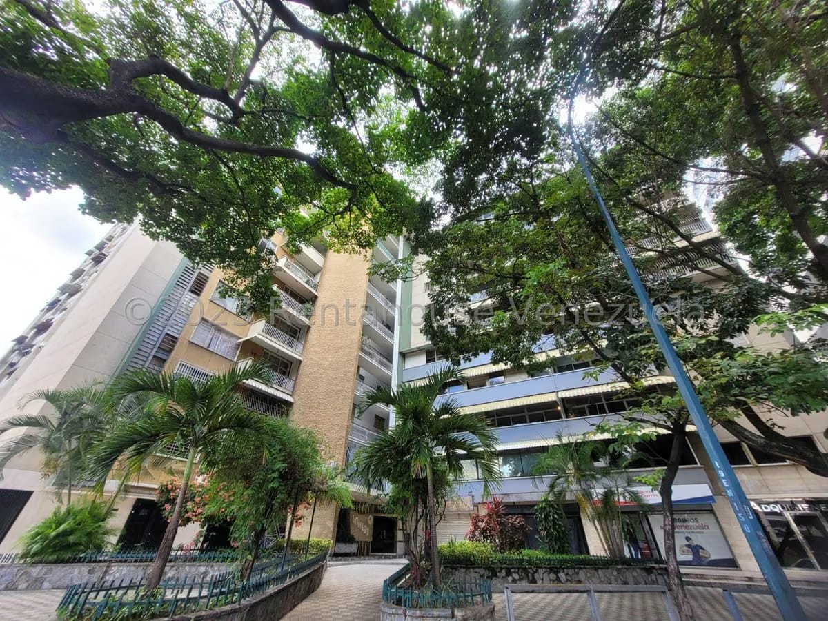 APARTAMENTO EN VENTA – ELENA MARIN NOBREGA