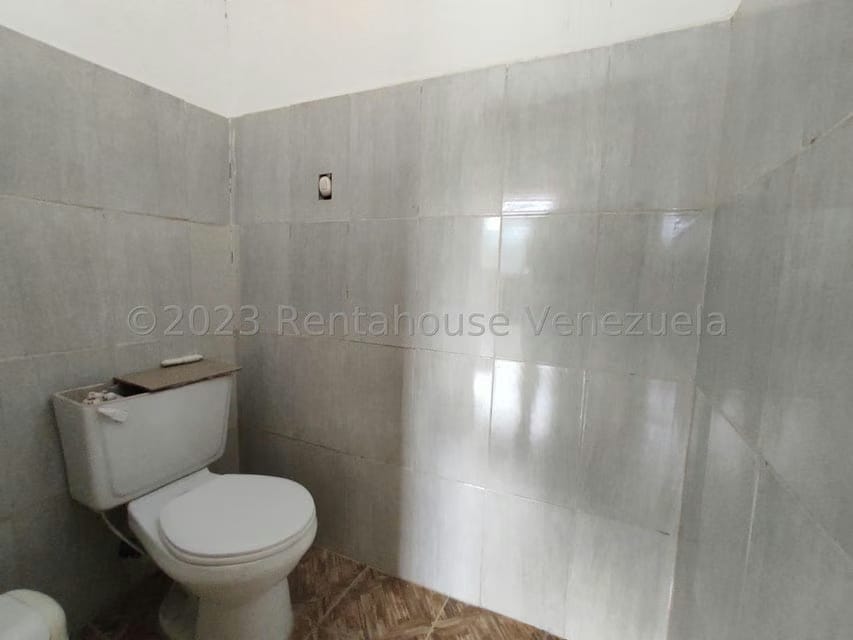 Comercial (Local Comercial) en Venta en El Limon, Aragua - 28