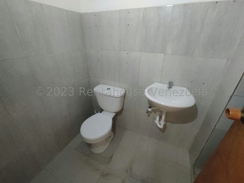 Comercial (Local Comercial) en Venta en El Limon, Aragua - 57