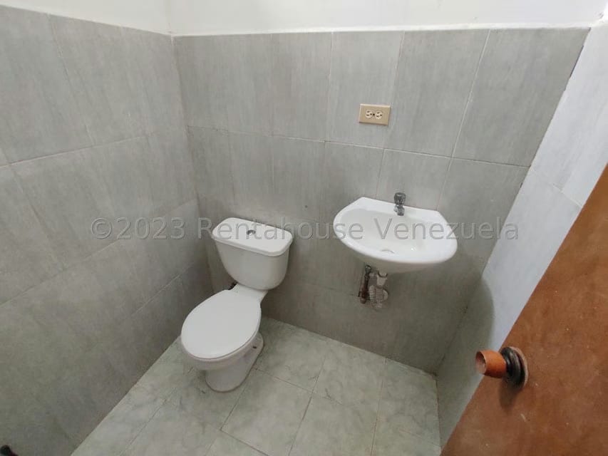 Comercial (Local Comercial) en Venta en El Limon, Aragua - 8