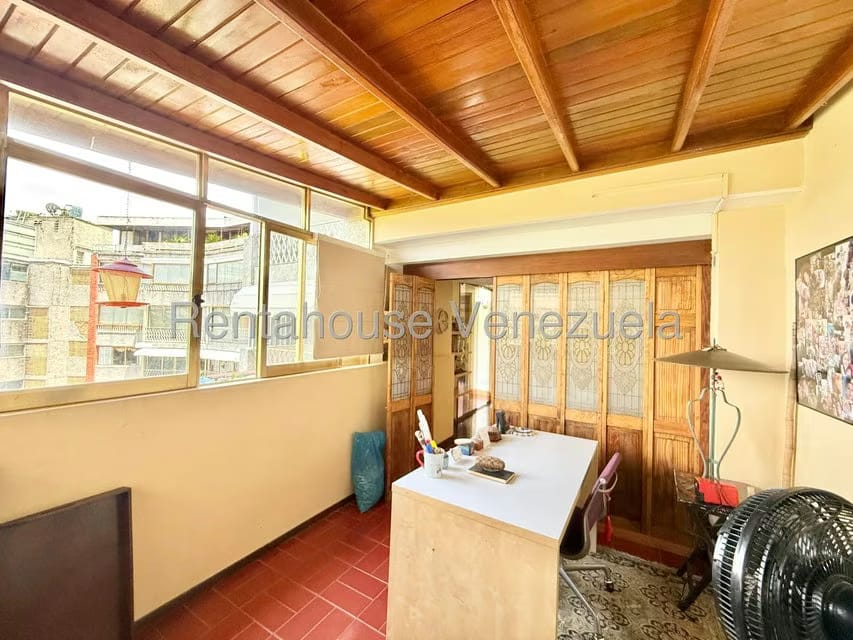 Apartamento (1 Nivel) en Alquiler en La Castellana, Distrito Metropolitano - 18