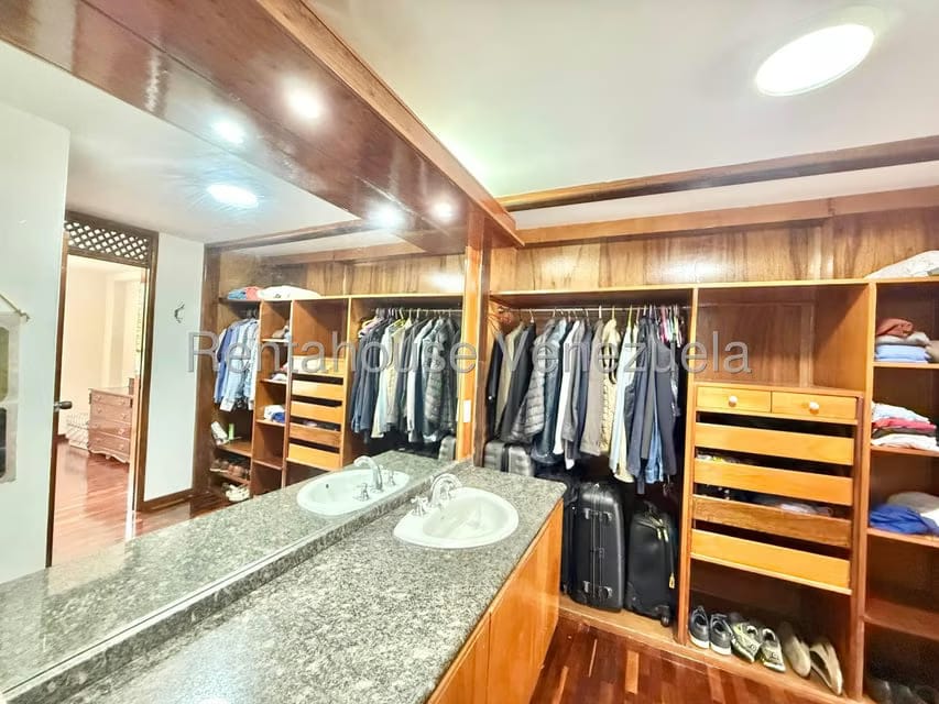 Apartamento (1 Nivel) en Alquiler en La Castellana, Distrito Metropolitano - 22