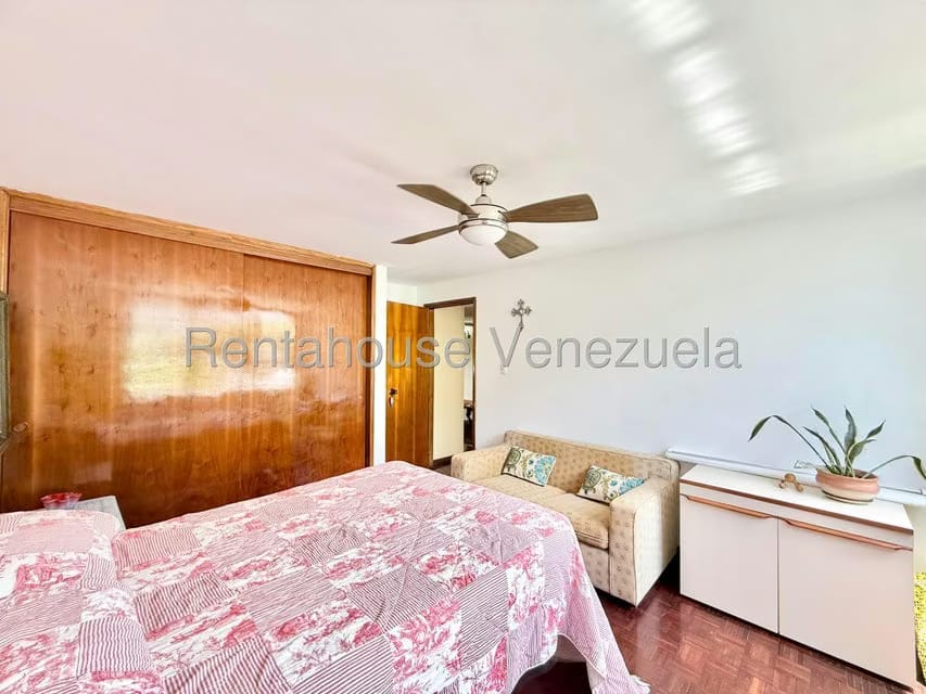 Apartamento (1 Nivel) en Alquiler en La Castellana, Distrito Metropolitano - 28