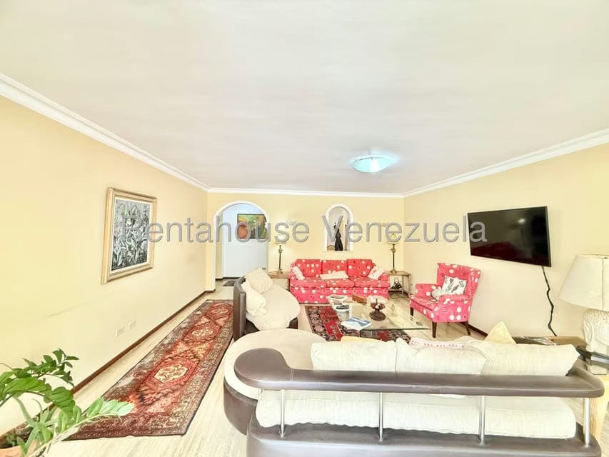 Apartamento (1 Nivel) en Alquiler en La Castellana, Distrito Metropolitano - 4