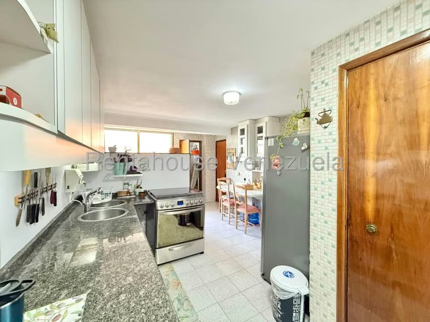 Apartamento (1 Nivel) en Alquiler en La Castellana, Distrito Metropolitano - 36