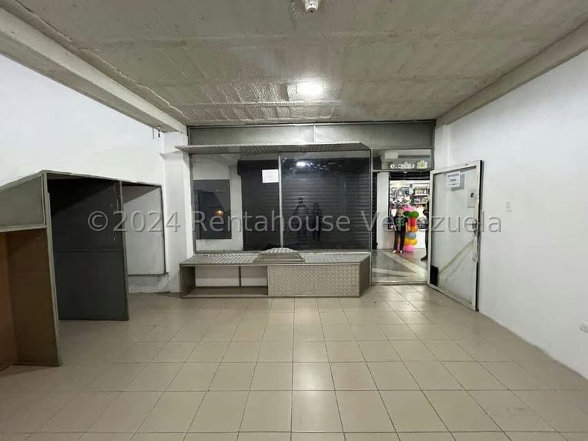 Comercial (Local Comercial) en Venta en Centro, Lara - 2
