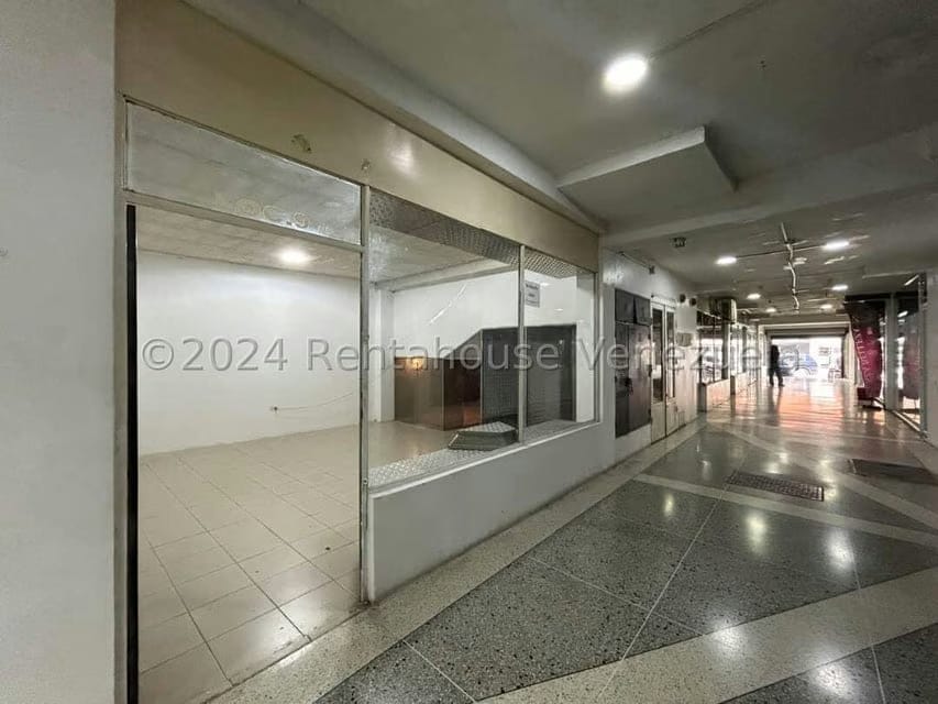 Comercial (Local Comercial) en Venta en Centro, Lara - 11