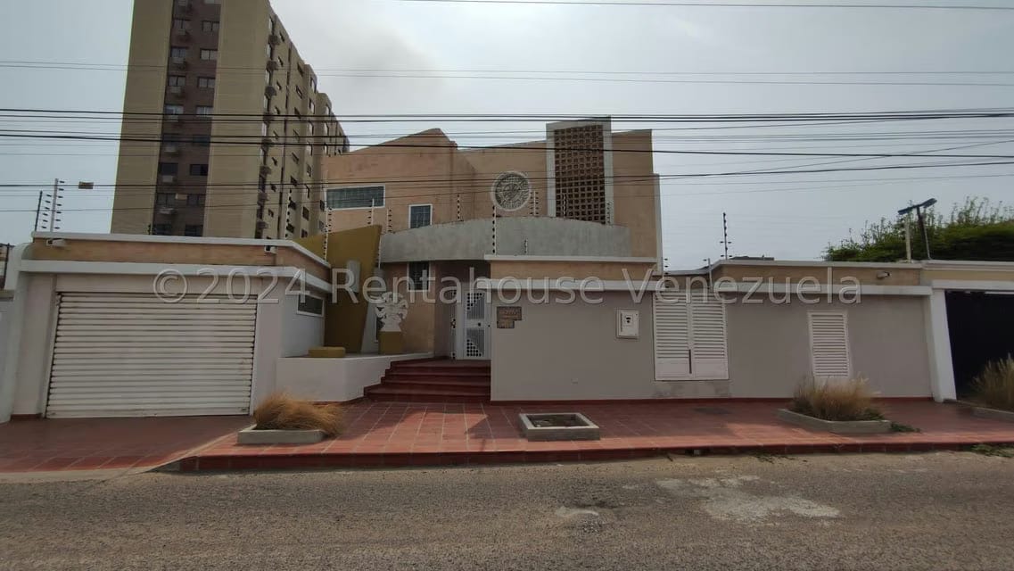 Casa (Multipes Niveles) en Venta en Tierra Negra, Zulia
