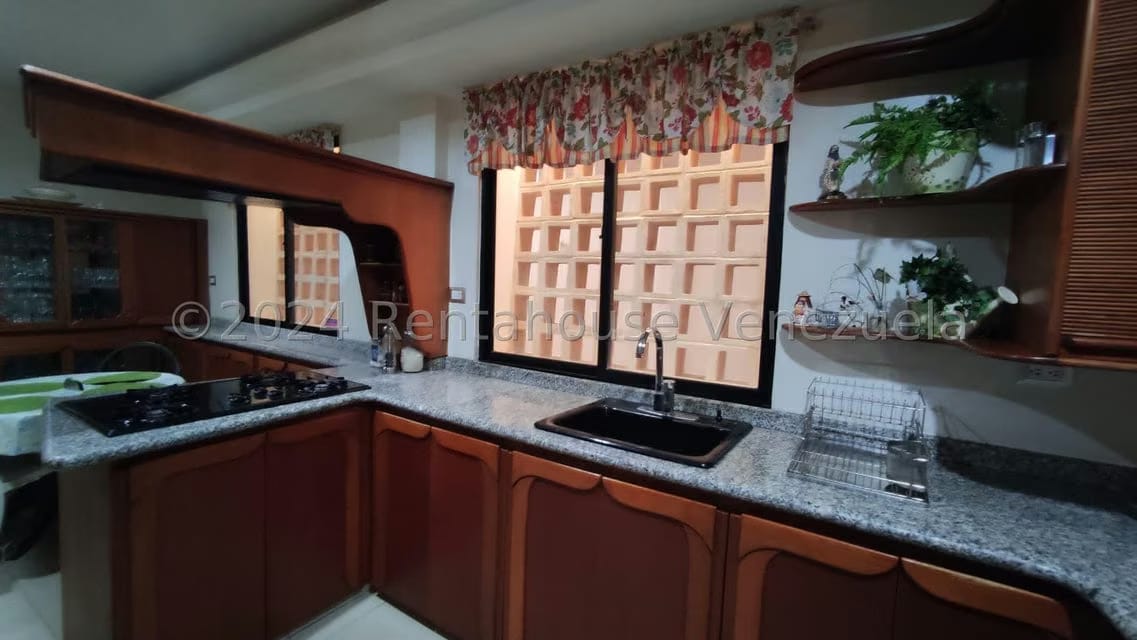 Casa (Multipes Niveles) en Venta en Tierra Negra, Zulia - 21