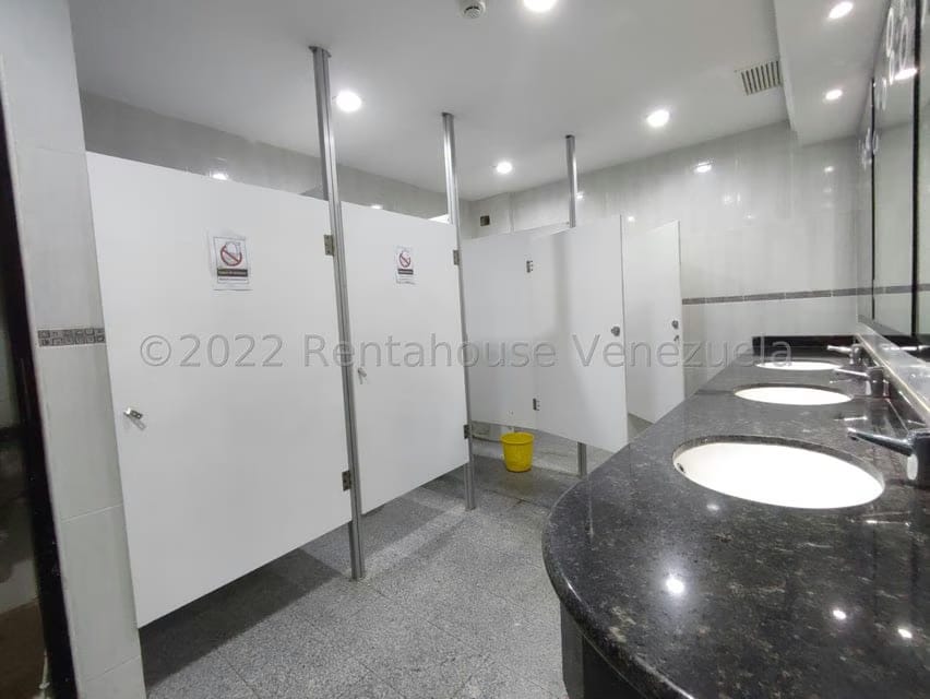 Comercial (Local Comercial) en Venta en Zona Centro, Aragua - 24