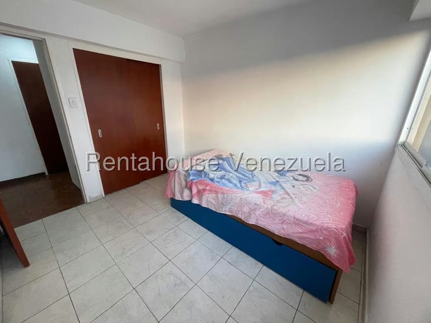 Apartamento (1 Nivel) en Alquiler en Centro, Lara - 14