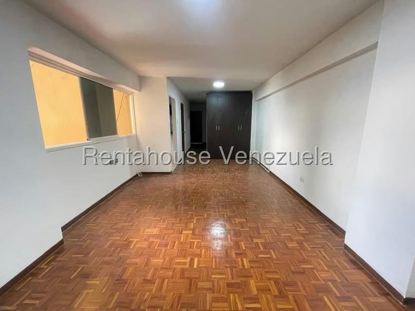 Apartamento (1 Nivel) en Alquiler en Centro, Lara - 4