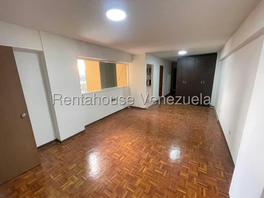 Apartamento (1 Nivel) en Alquiler en Centro, Lara - 5