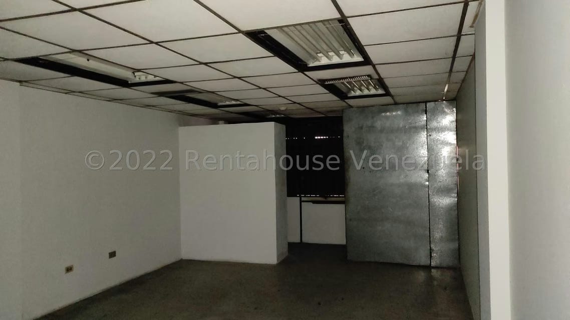 Comercial (Local Comercial) en Venta en Parroquia Catedral, Distrito Metropolitano - 11