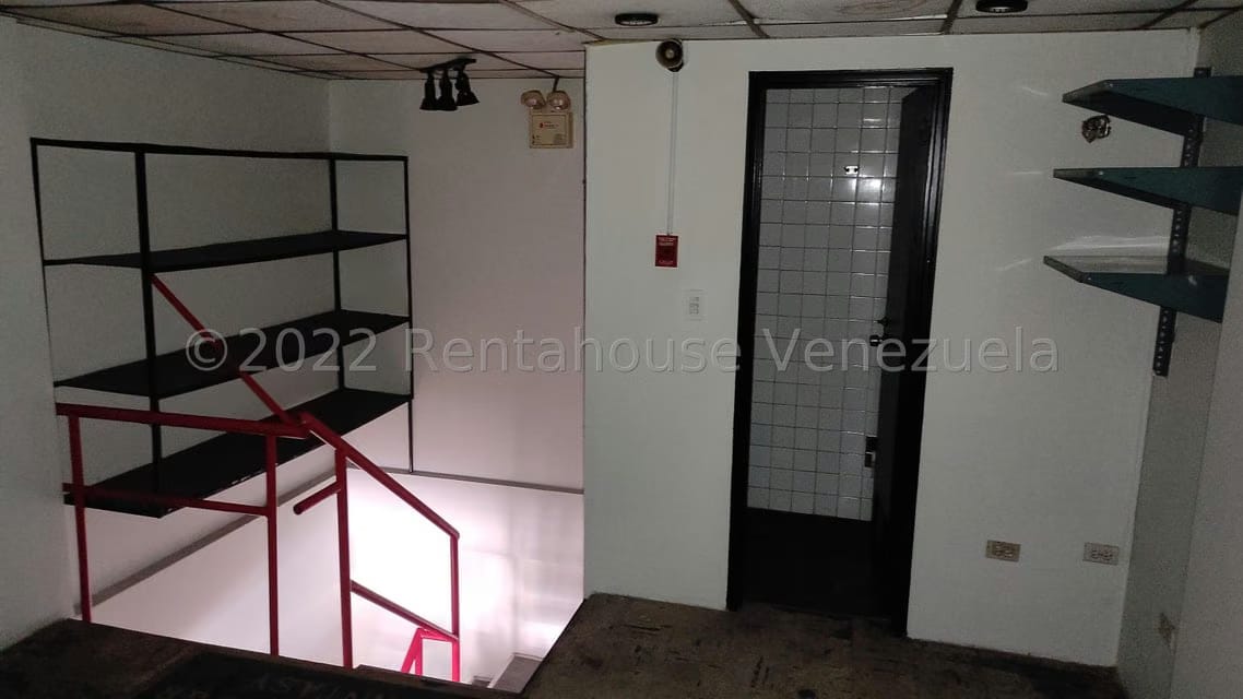 Comercial (Local Comercial) en Venta en Parroquia Catedral, Distrito Metropolitano - 8
