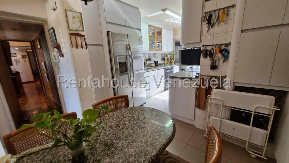 Apartamento (1 Nivel) en Venta en Los Dos Caminos, Distrito Metropolitano - 34