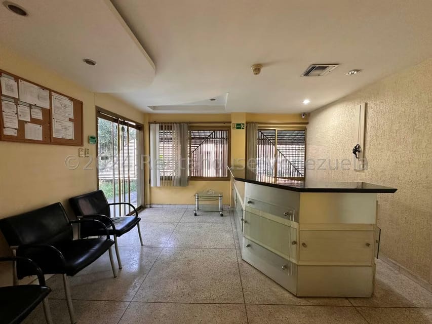 Comercial (Edificio) en Venta en El Limon, Aragua - 2