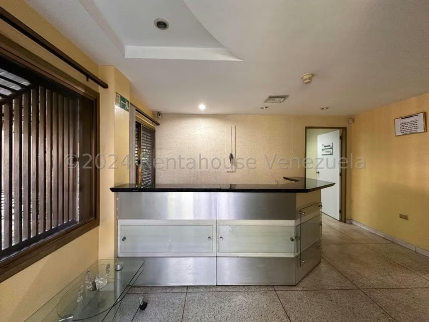 Comercial (Edificio) en Venta en El Limon, Aragua - 3