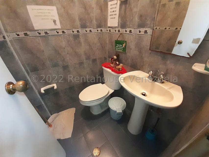 Comercial (Edificio) en Venta en El Limon, Aragua - 26