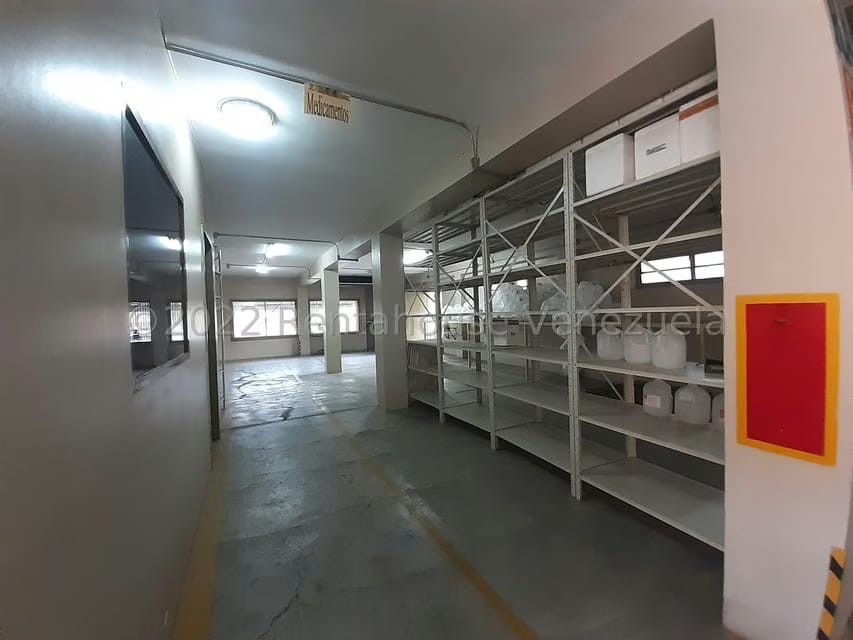 Comercial (Edificio) en Venta en El Limon, Aragua - 38