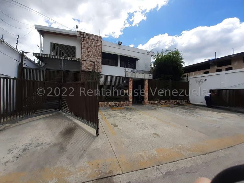 Comercial (Edificio) en Venta en El Limon, Aragua - 41