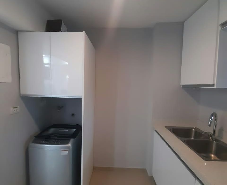 HERMOSO APARTAMENTO REMODELADO EN LA TRIGALEÑA - 8