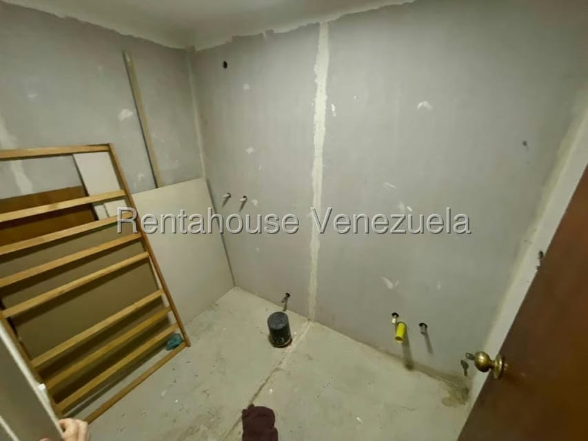 Anexo (1 Nivel) en Alquiler en Santa Cecilia, Distrito Metropolitano - 16