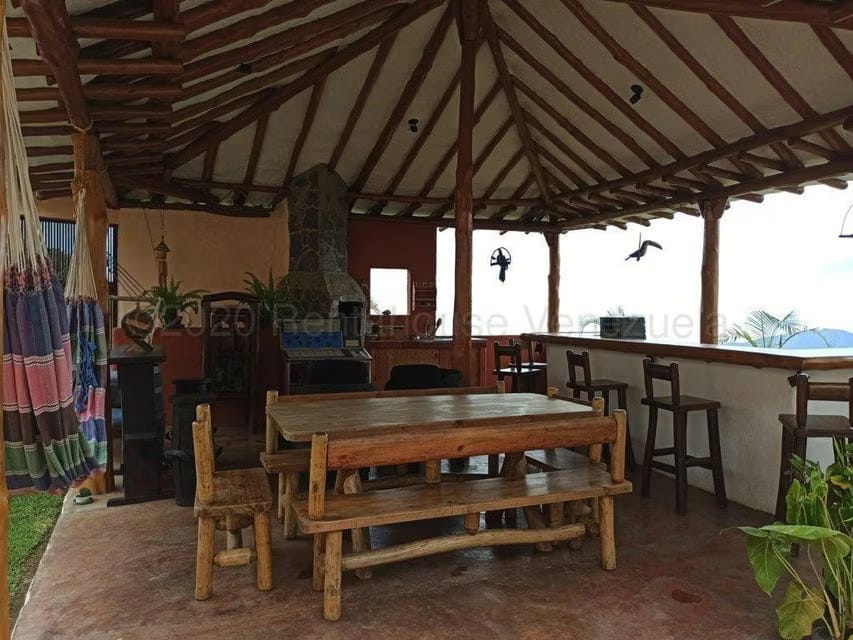 Casa (1 Nivel) en Venta en El Junquito, Distrito Metropolitano - 6