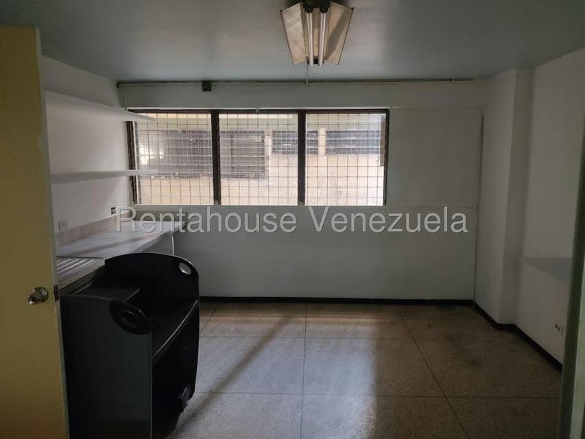 Comercial (Local Comercial) en Venta en Parroquia San Juan, Distrito Metropolitano - 11