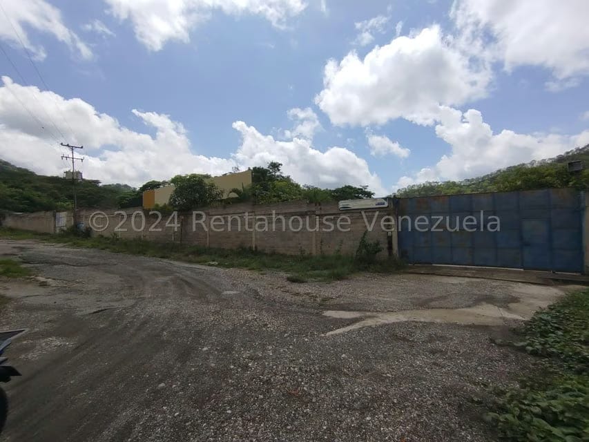 Comercial (Galpon - Deposito) en Venta en Las Cumacas, Miranda - 2