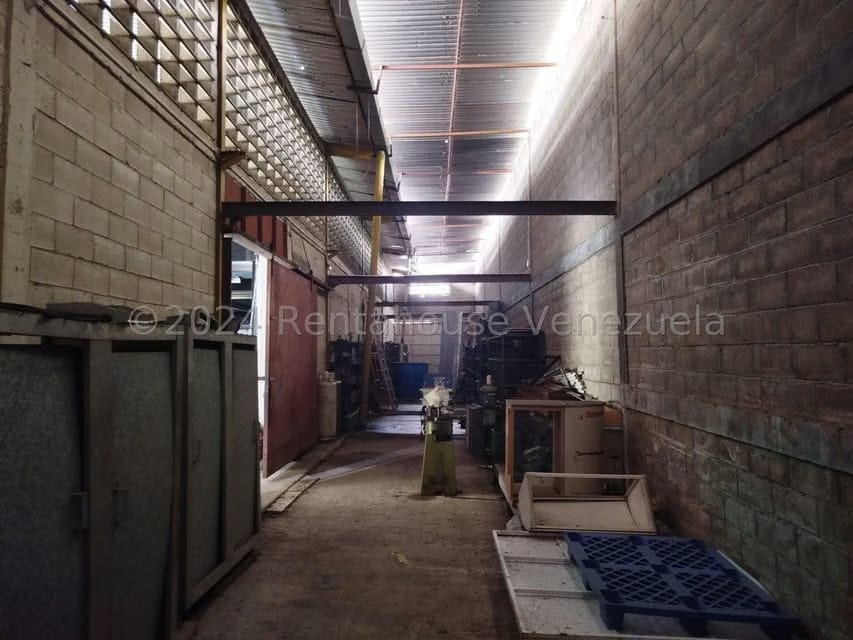 Comercial (Galpon - Deposito) en Venta en Las Cumacas, Miranda - 11