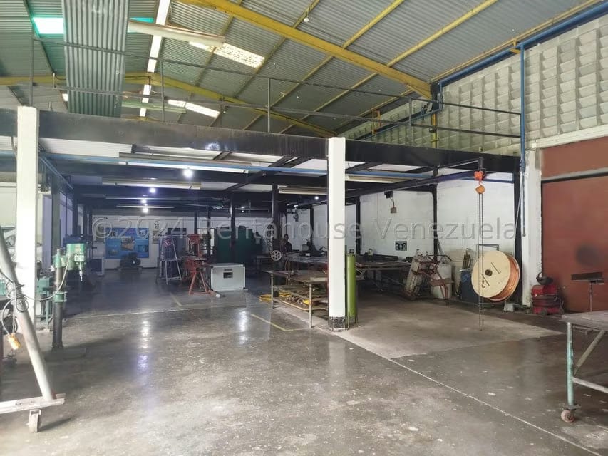 Comercial (Galpon - Deposito) en Venta en Las Cumacas, Miranda - 14