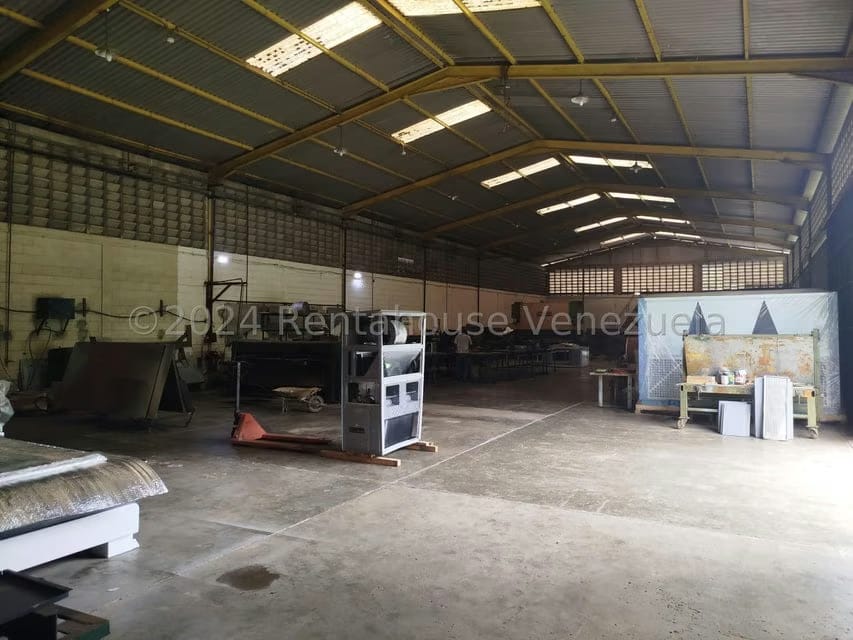 Comercial (Galpon - Deposito) en Venta en Las Cumacas, Miranda - 10
