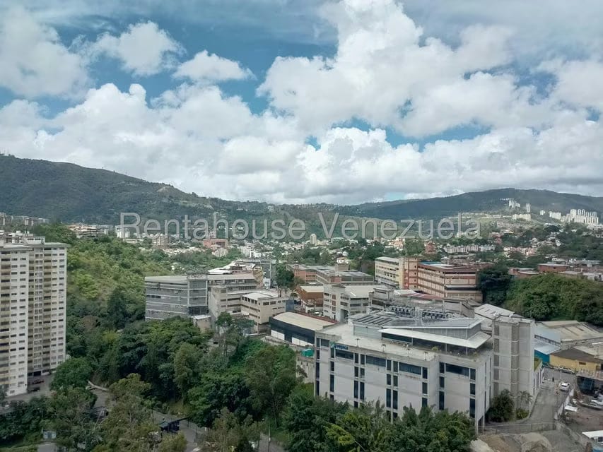 Apartamento (Duplex) en Alquiler en Guaicay, Distrito Metropolitano - 42