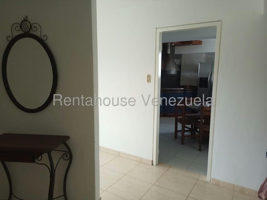 Apartamento (Duplex) en Alquiler en Guaicay, Distrito Metropolitano - 7