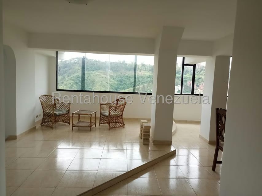 Apartamento (Duplex) en Alquiler en Guaicay, Distrito Metropolitano - 8
