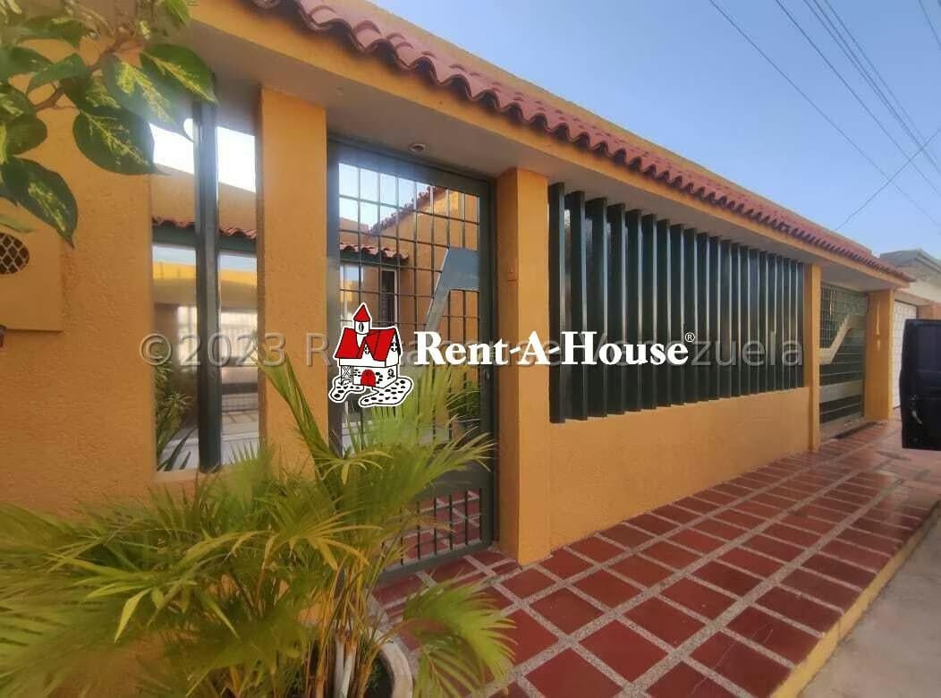 24-1582 Venta de Casa en Sector Ayacucho